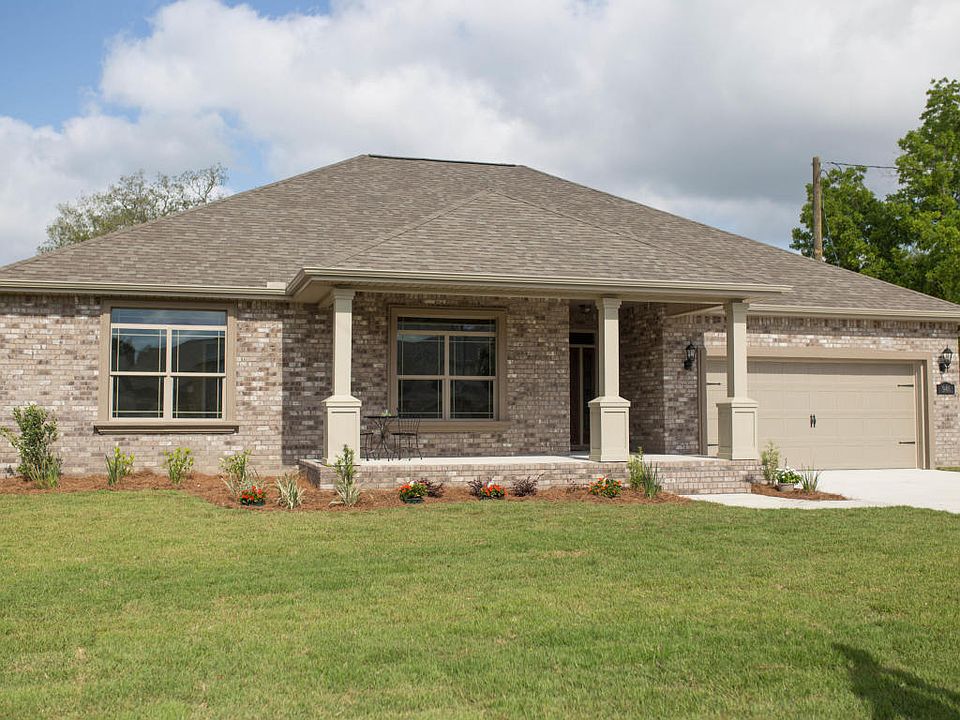 1st image of 946 Harrelson Dr