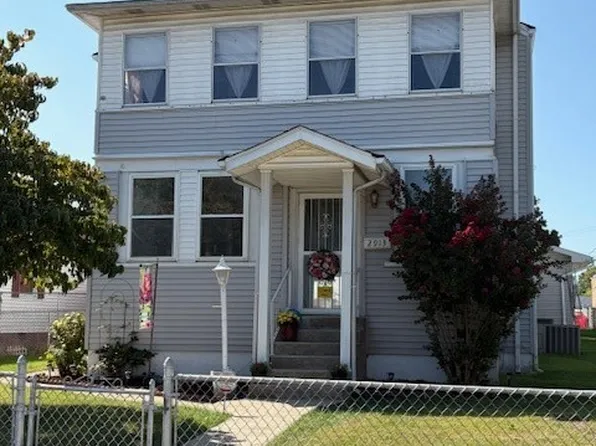 2913 5th Ave, Charleston, WV 25387
