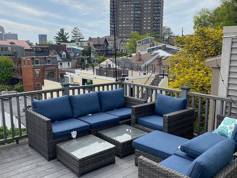 Mt. Adams Living — Photo 82