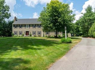 11 Perry Cir, Sudbury, MA 01776