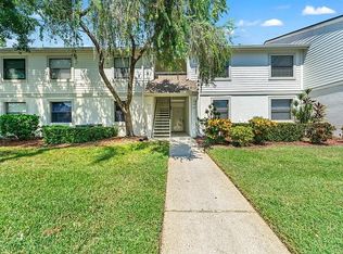 109 Meadow Ln, Oldsmar, FL 34677