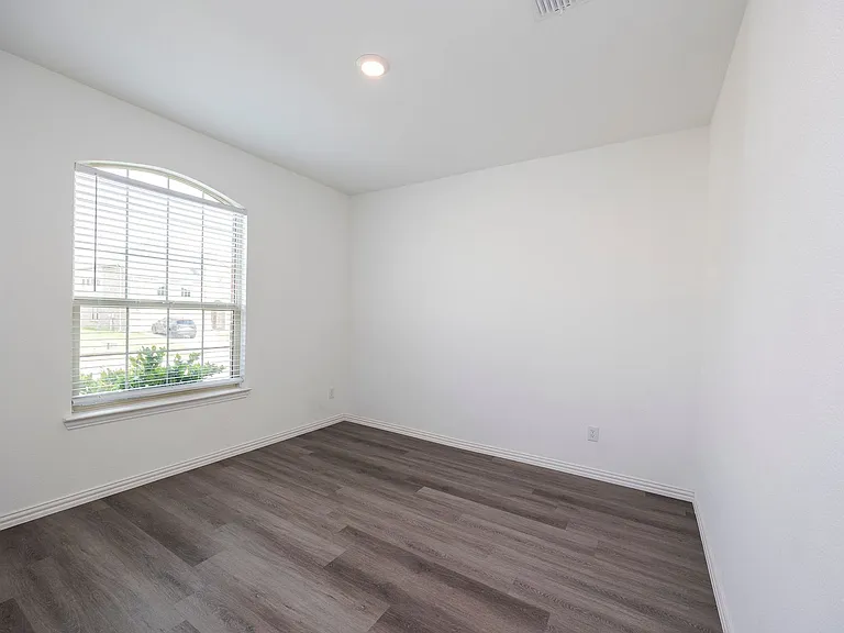 508 Chip St — Photo 15