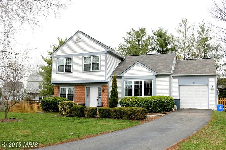 1st image of 21 Bedford Dr