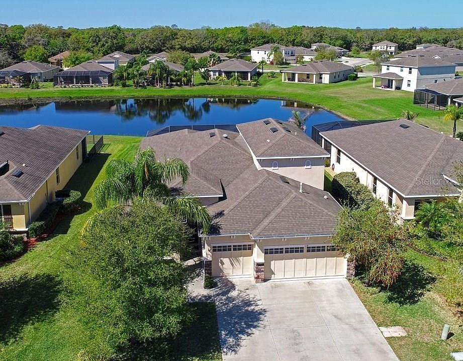 1st image of 118 PEONY COURT