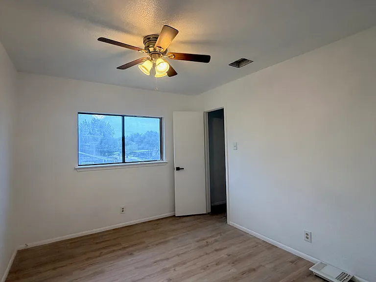 10475 Canyon Vlg — Photo 15