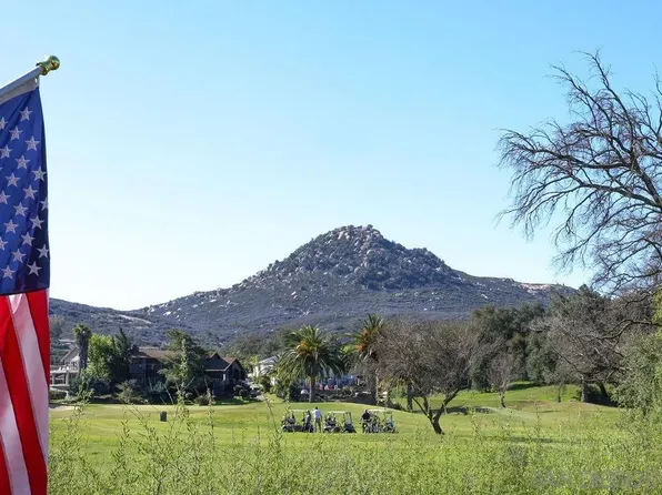 15852 Green Haven Ct, Ramona, CA 92065