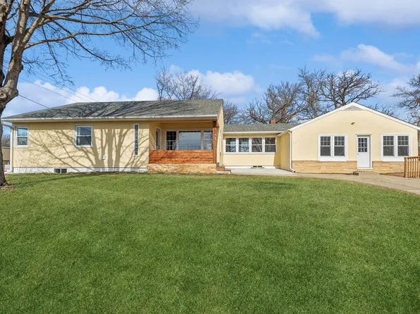 515 Morse St, Norwood Young America, MN 55368