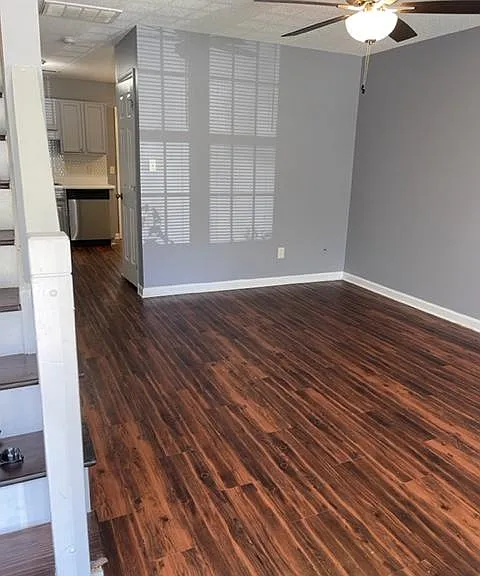125 Lorraine Dr — Photo 3