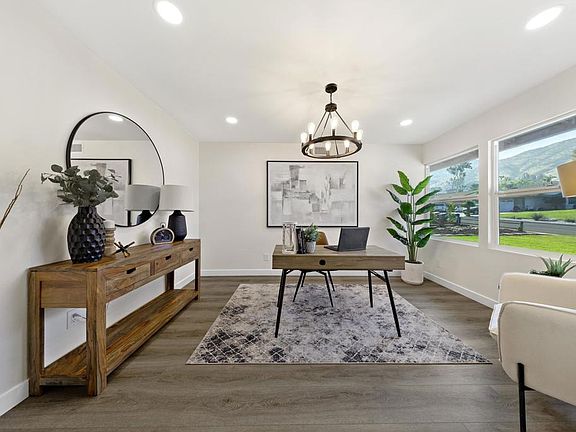 4th image of 8167 Bridle Path Cir