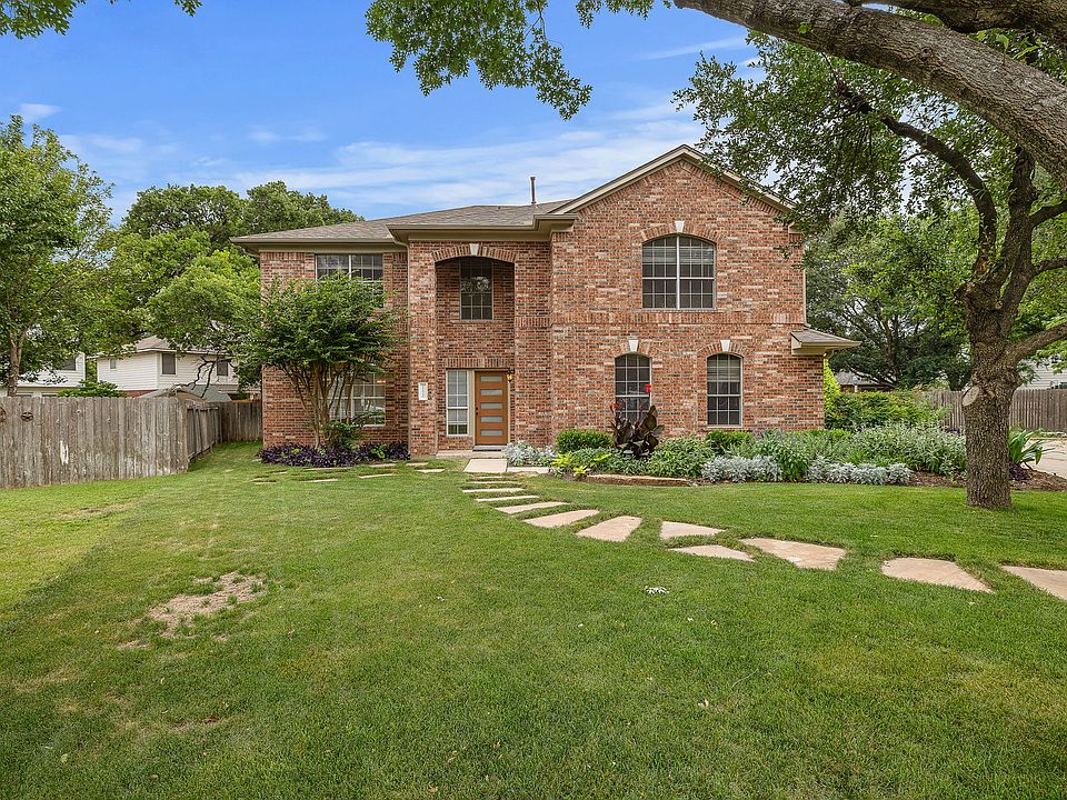 Beautifully landscaped front yard