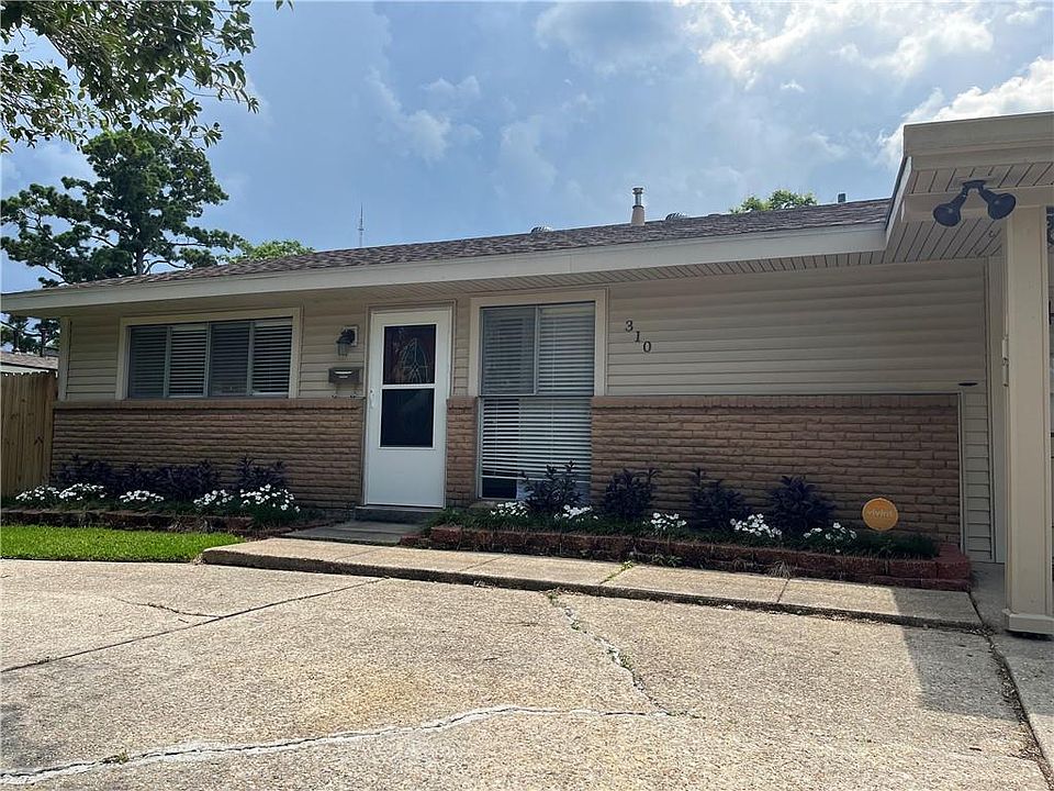 1st image of 310 Cherry Blossom Ln
