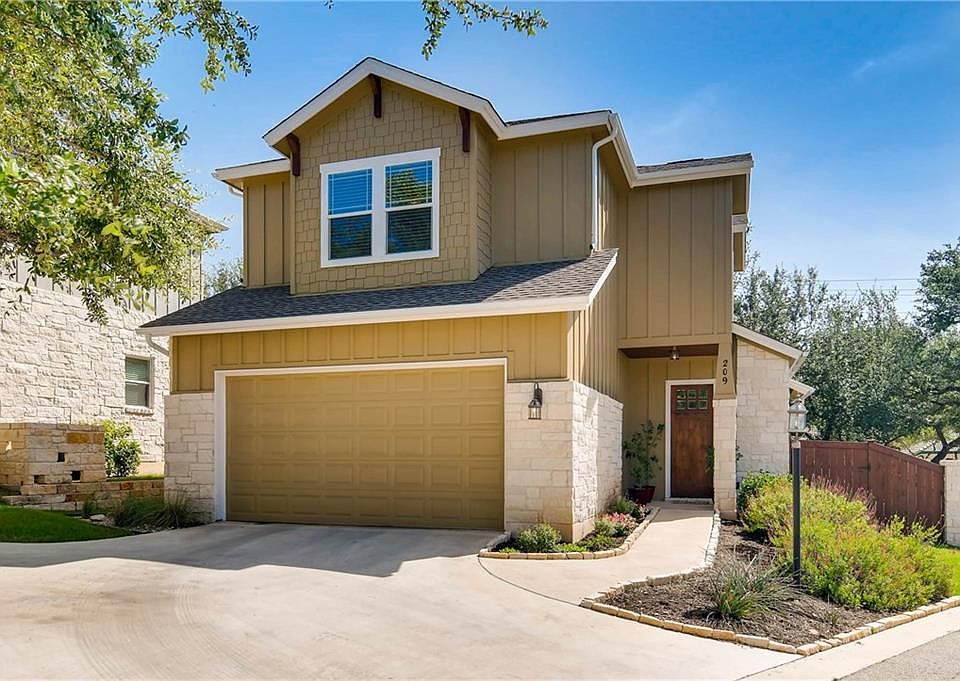 1st image of 209 Fairlake Cir #1