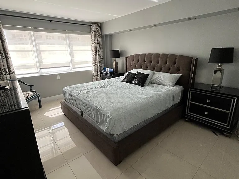 133 N Pompano Beach Blvd #211 — Photo 11