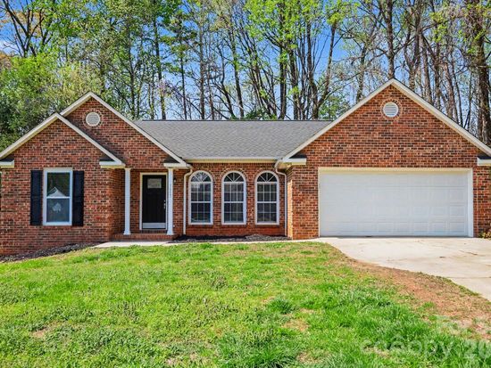 1117 Capps Hollow Dr, Charlotte, NC 28216