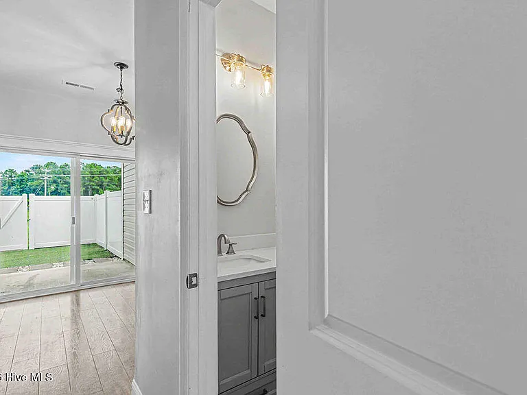 110 Justice Farm Dr — Photo 15