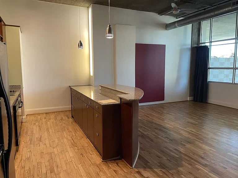 1401 Calumet St #300 — Photo 16