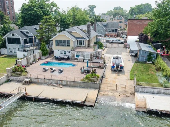 1321 Shore Drive, Bronx, NY 10465