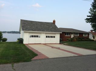 6691 Morse Dr, Olivet, MI 49076