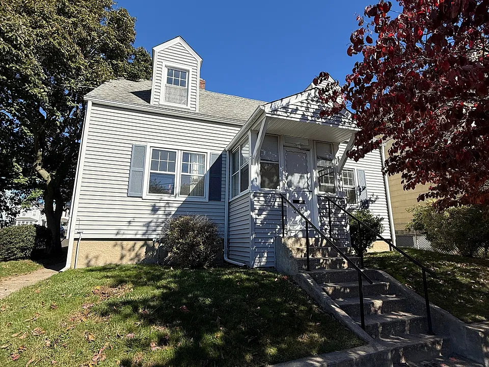 250 Jackson Ave