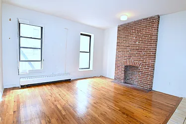 Rented by Manhattan Spaces