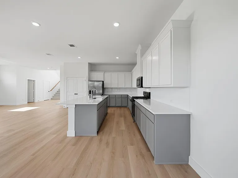 336 Chestnut St — Photo 9