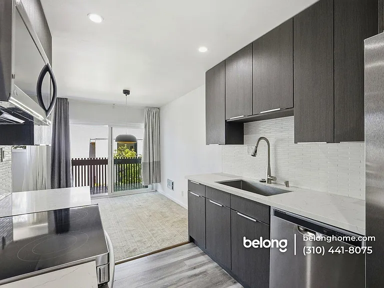 5950 Canterbury Dr #C312 — Photo 19