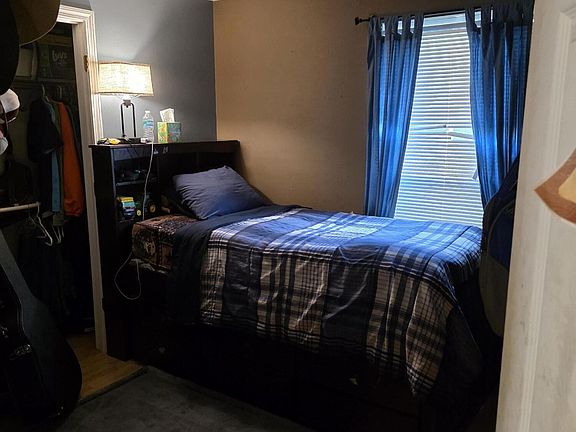 5th image of 3080 Oak St