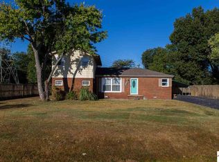 2701 Husband Rd, Paducah, KY 42003