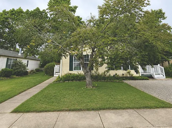 64 Hickory Ln, Mays Landing, NJ 08330