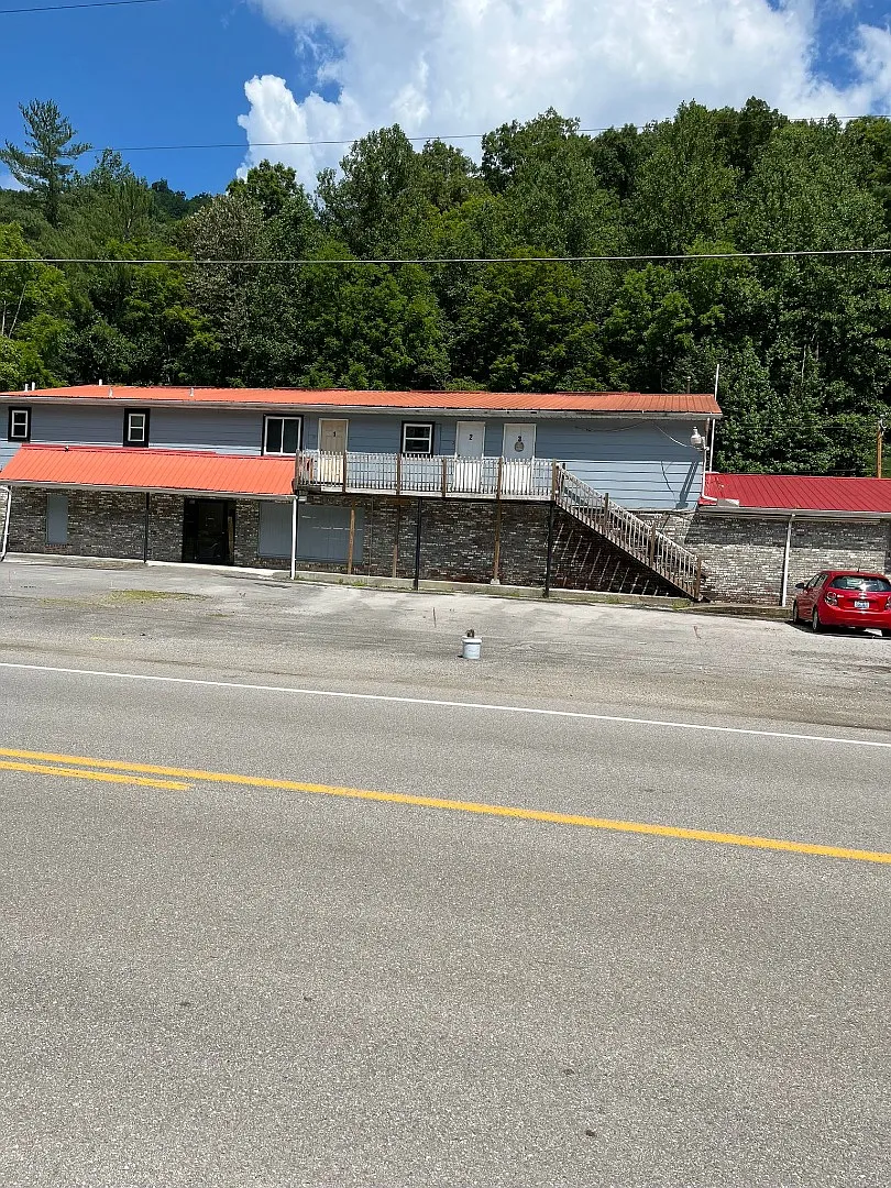10835 Bent Branch Rd — Photo 4
