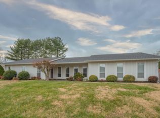5016 Harvest Ridge Rd, Roanoke, VA 24019