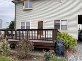 5 Rip Tide Dr FLOOR 1, Westerly, RI 02891
