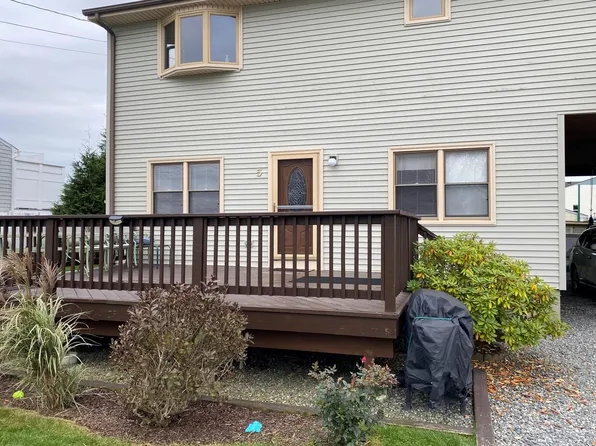(undisclosed Address), Westerly, RI 02891