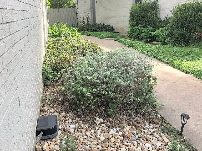 2413 Mission Hill Dr — Photo 12