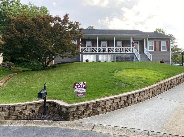 1638 Twin Courts Ln SW, Marietta, GA 30008