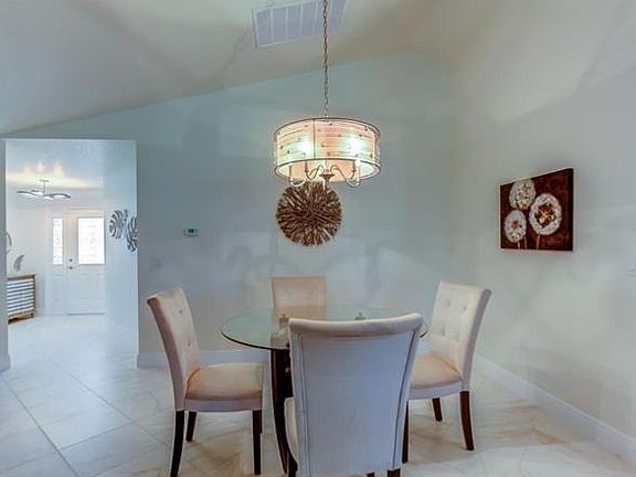 4th image of 30100 Island Club Dr