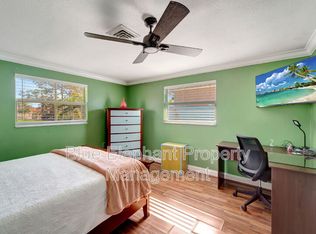 506 Pine Rd, Nokomis, FL 34275