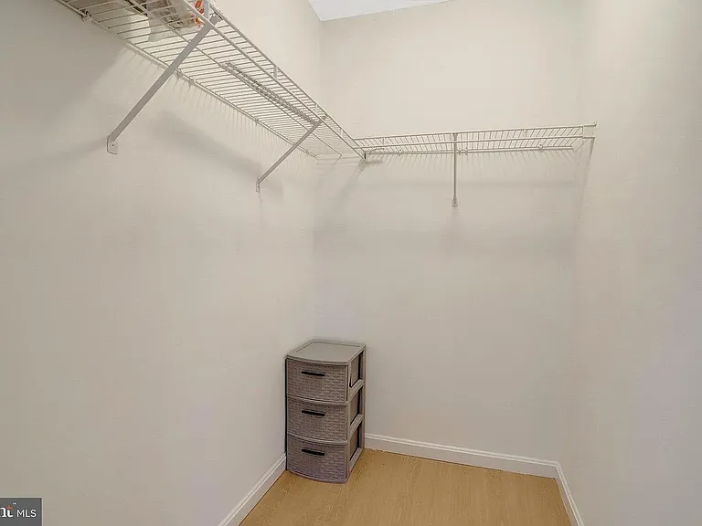 6703 Oak Dr — Photo 25
