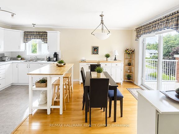 3rd image of 669 Spence Ave #6
