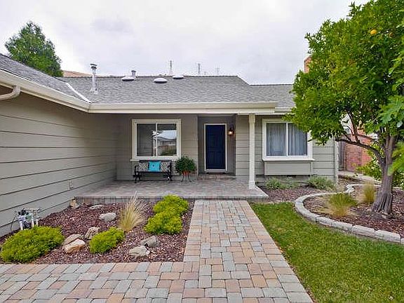3rd image of 386 Beckham Dr