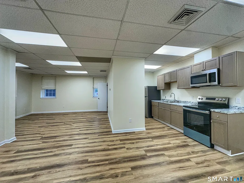 12 Main St #1
