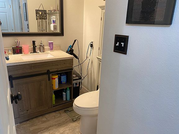 5th image of 3089 Herrington Dr