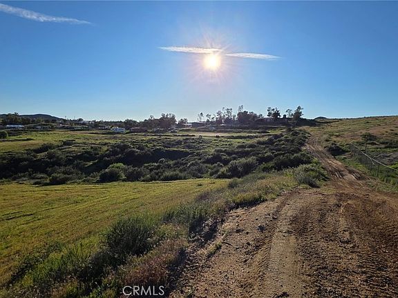 5th image of 25350 Waldon Rd