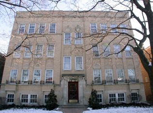 407 Custer Ave #3C, Evanston, IL 60202