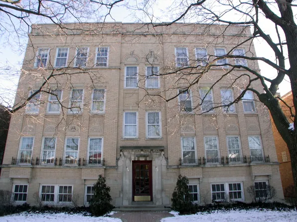 407 Custer Ave, Evanston, IL 60202