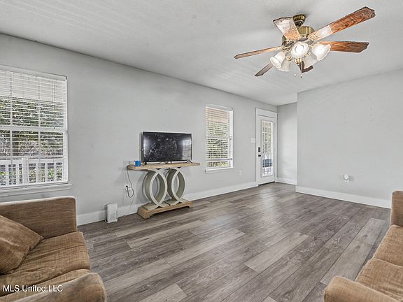 4th image of 7138 Brushy Creek Rd