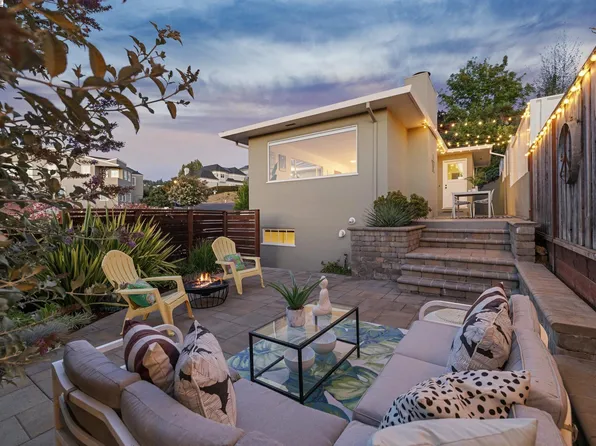 111 Agnes St, Oakland, CA 94618
