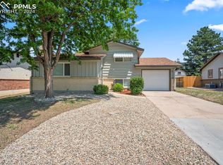 818 Old Dutch Mill Rd, Colorado Springs, CO 80907