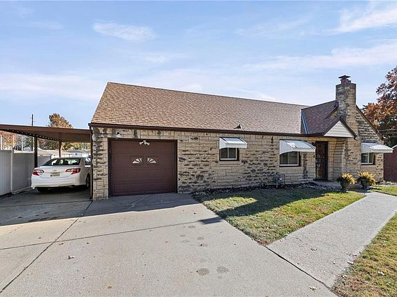 3rd image of 3025 N 70th St