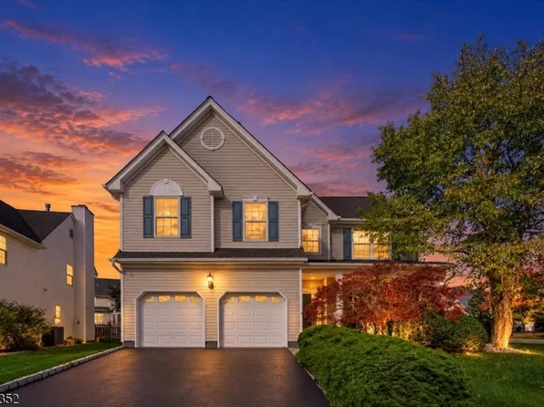 21 Reinhart Way, Bridgewater Twp., NJ 08807